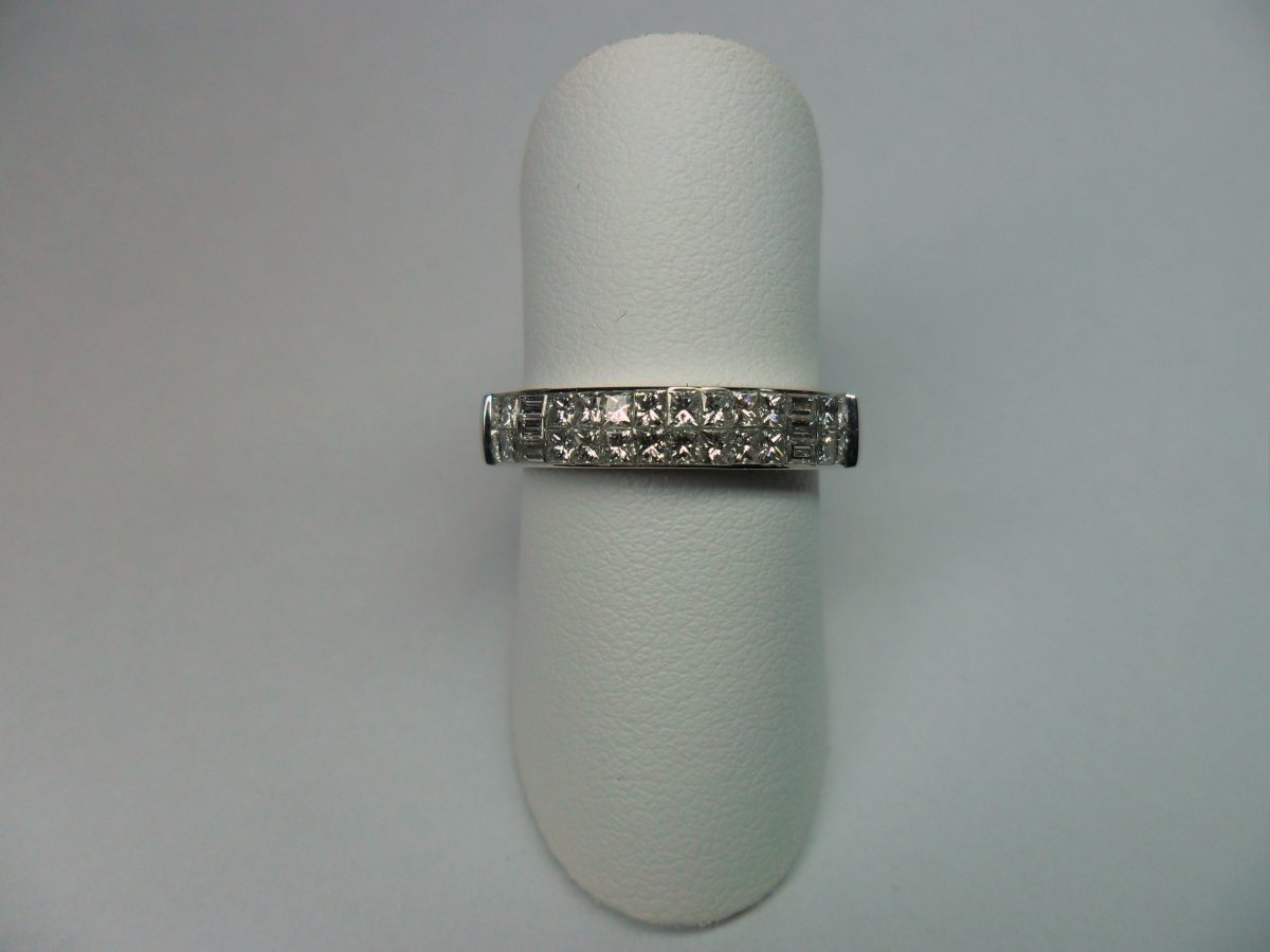 White Gold Rail Ring Invisible Setting with Baquette and Princess